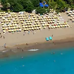 Delphin 3* Side