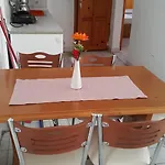 Delphin Side
