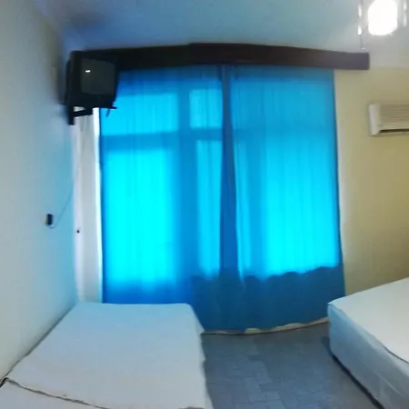 Delphin Апарт-готель 3*