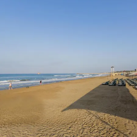 Aparthotel Delphin 3*