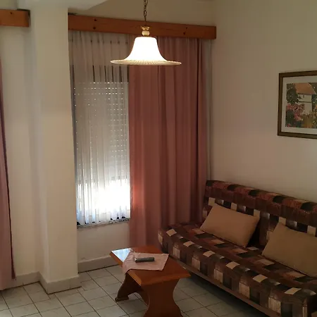 Delphin Aparthotel 3*