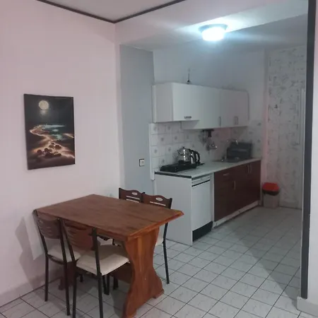 Delphin Aparthotel 3*