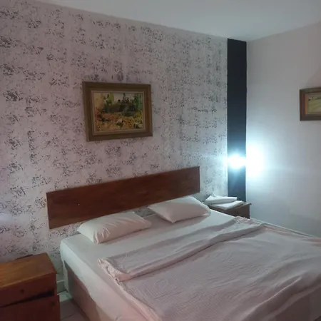 Delphin Апарт-готель Сіде