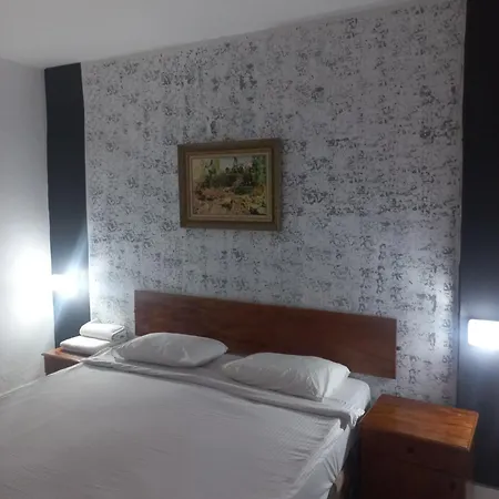 Delphin Апарт-готель