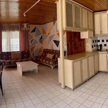Delphin Апарт-готель 3*