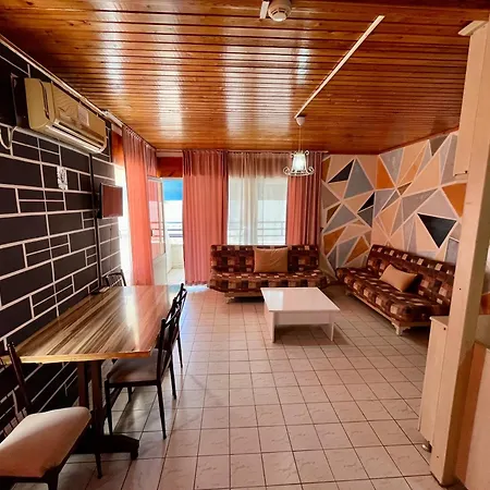 Delphin Апарт-готель 3*