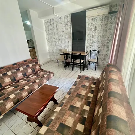 Delphin Апарт-готель 3*