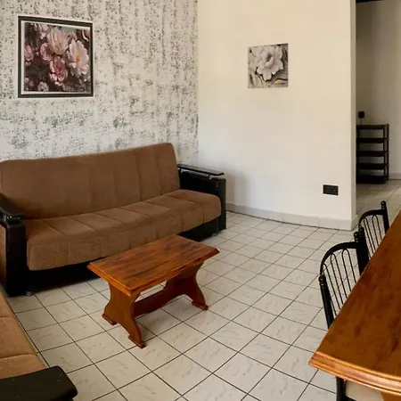 海豚公寓酒店 锡德