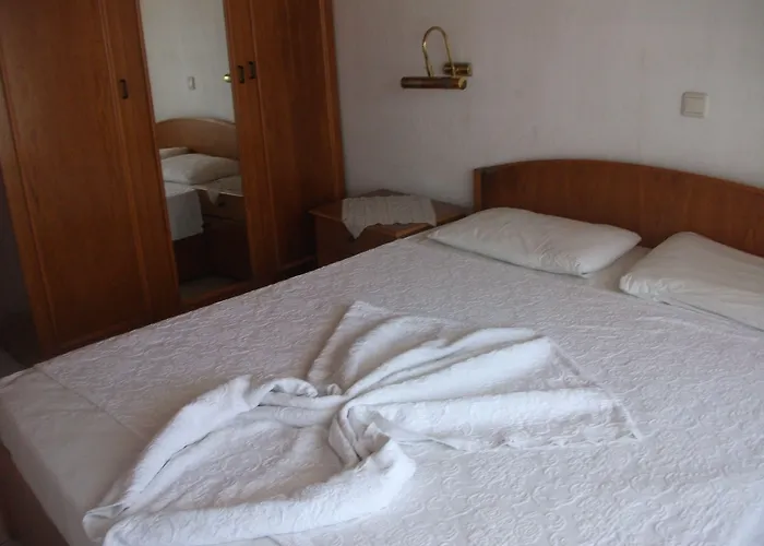 Delphin Apart-hotel 3*