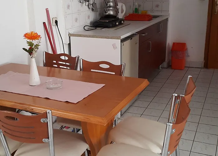 Delphin Aparthotel 3*