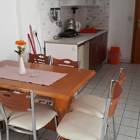 Delphin Apart-hotel 3*