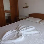 Delphin Lägenhetshotell 3*
