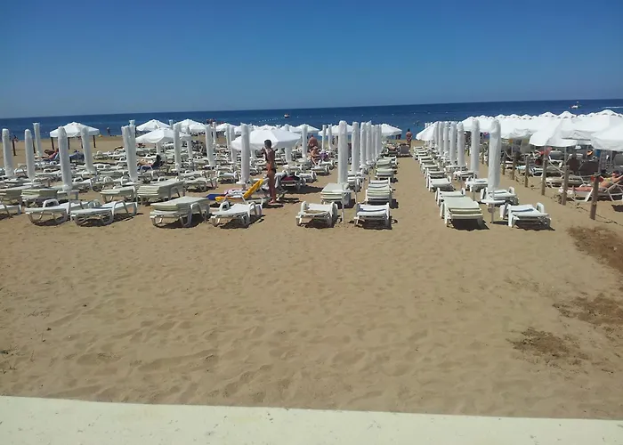 Delphin Aparthotel 3*